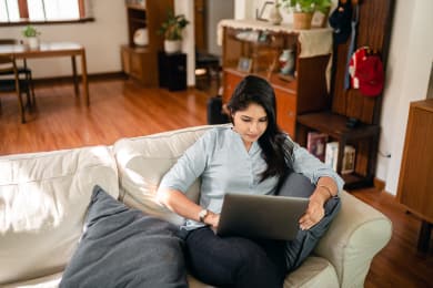 Plantillas de currículum de Canva: análisis + opiniones