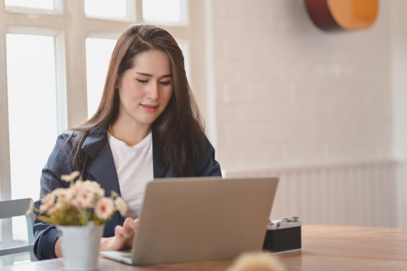 7 Consejos Para Entregar Tu Curriculum En Mano Que Evitar