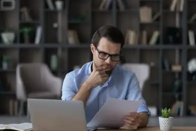 Guía y Ejemplo para un Currículum de Comprador