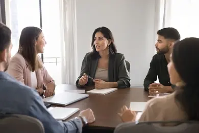 Ejemplo de currículum de director creativo