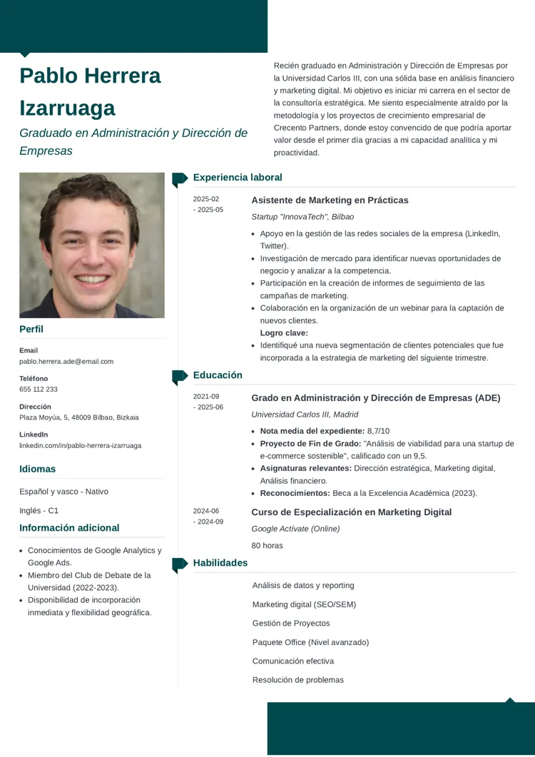 plantilla de CV para un primer empleo Modern