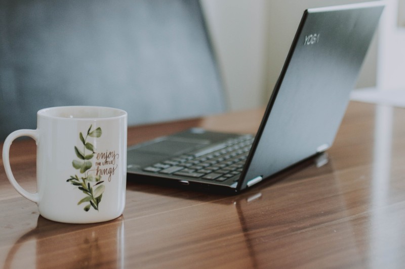 Ejemplos y Plantillas de Currículum para Estudiante (2025)