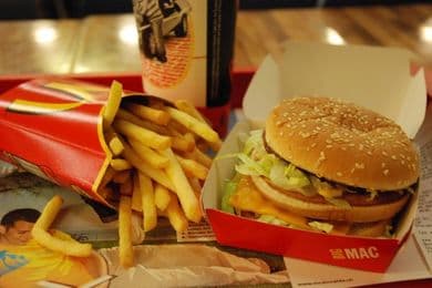 Enviar un currículum para trabajar en McDonald s 2024