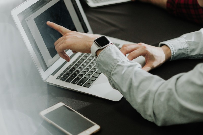 El Curriculum Vitae Ciego: Qué es el CV Ciego y Cómo Usarlo
