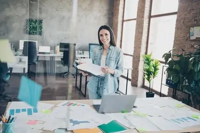 ¿Qué Tiene un Buen CV de Hostelería? Así Se Construyen en 2025