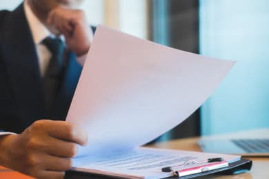 Kickresume: análisis de su creador de CV con IA + plantillas