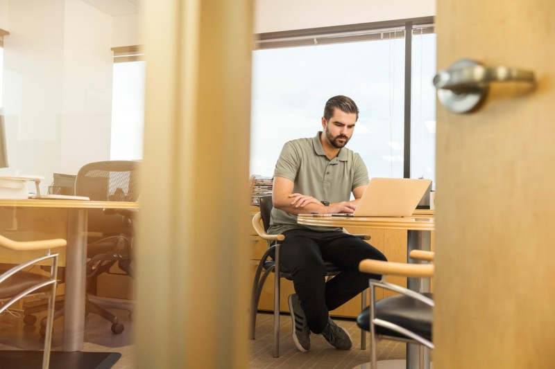 Cómo crear un perfil de LinkedIn en 7 Pasos + Consejos