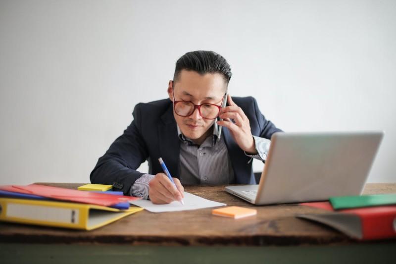 ¿Cómo Poner Referencias en tu Curriculum Vitae? Ejemplos
